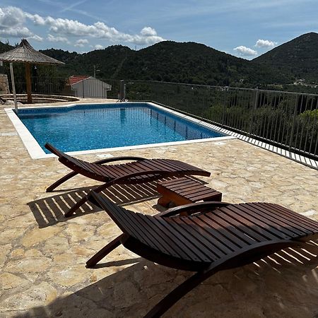 Camping Homes Grot Gradac  Bagian luar foto
