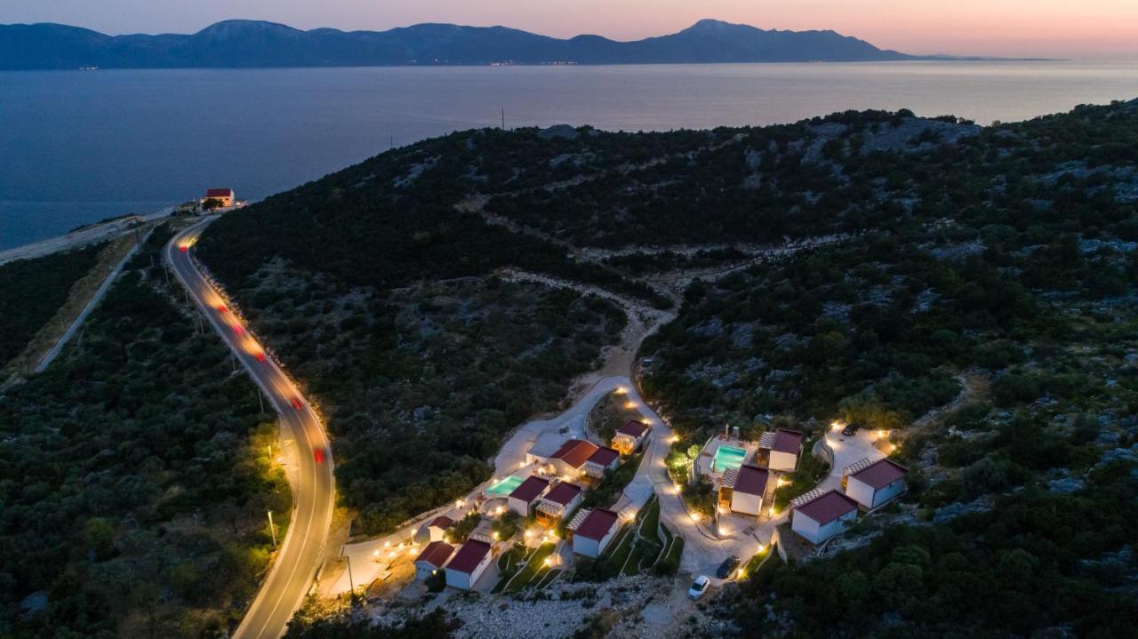 Camping Homes Grot Gradac  Bagian luar foto