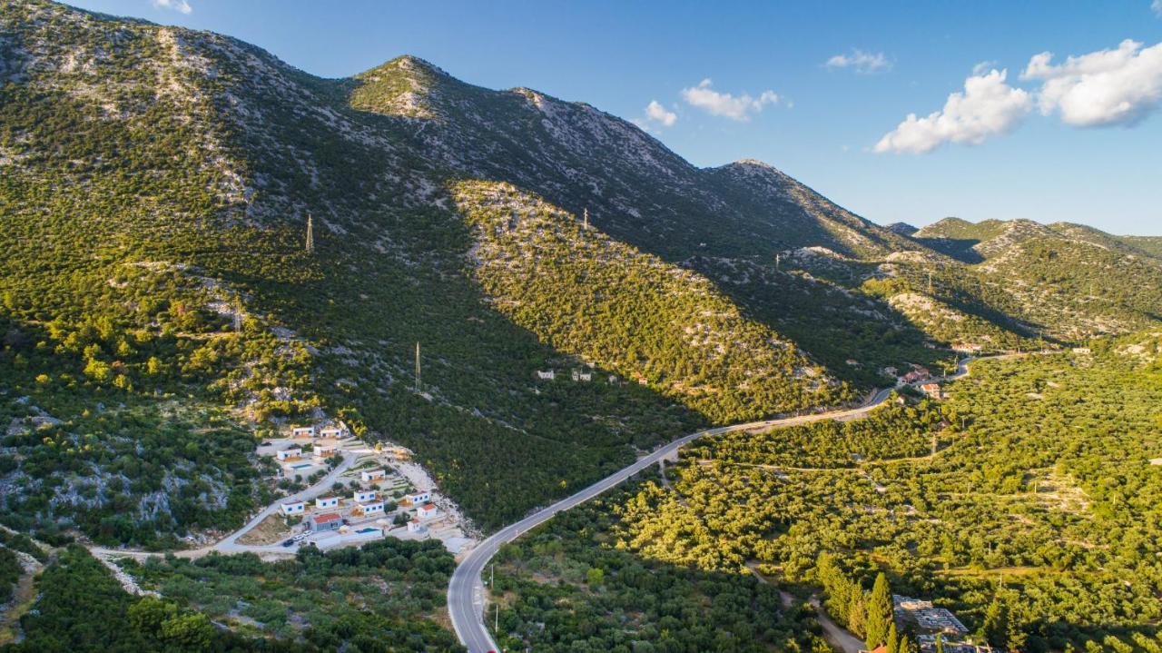 Camping Homes Grot Gradac  Bagian luar foto